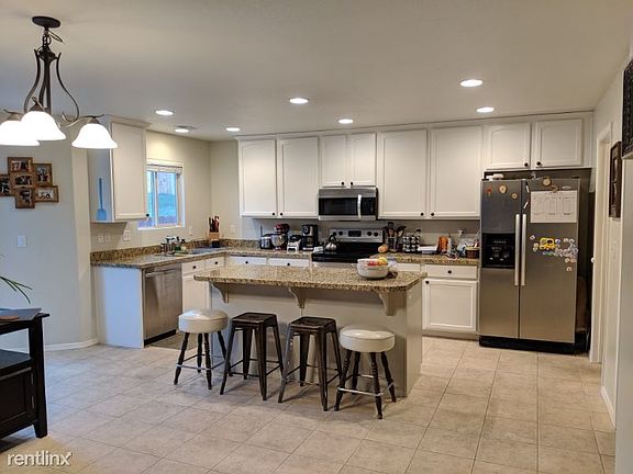 5th image of 243 W Kestrel Dr