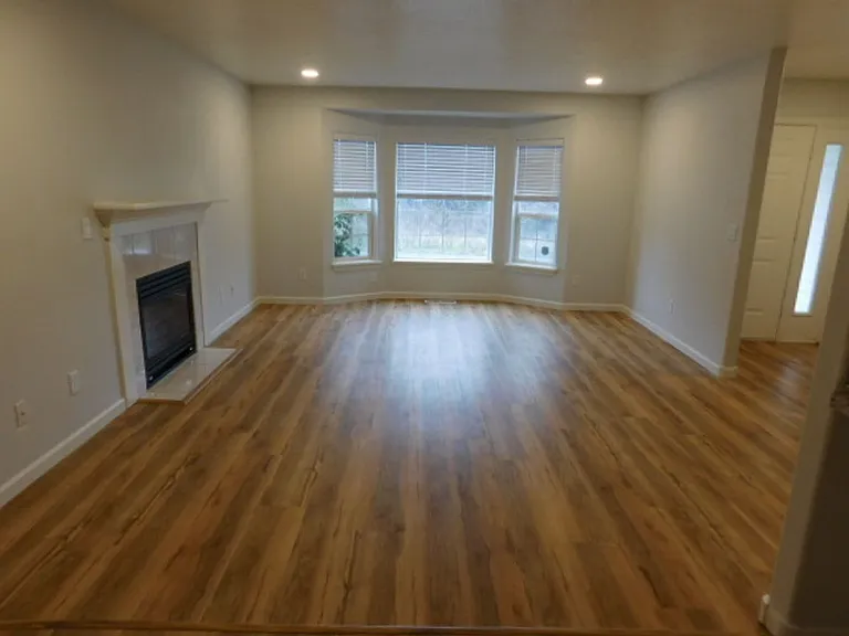 5351 Landon St SE — Photo 7