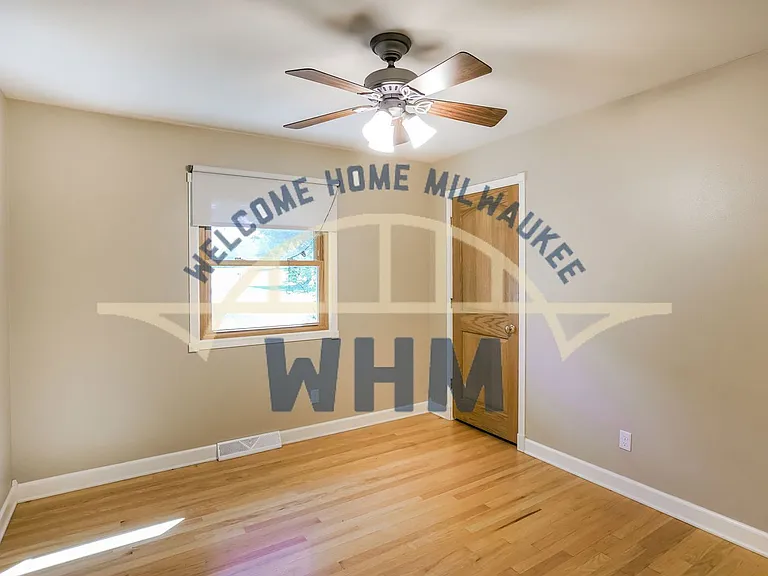 4515 Coral Dr — Photo 8