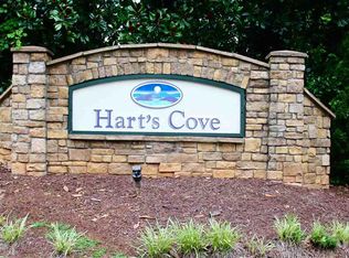 502 Harts Cove Way, Seneca, SC 29678