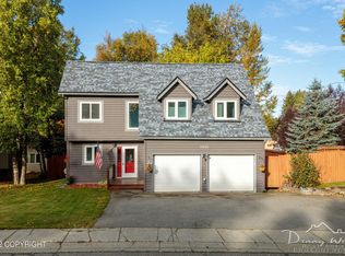 6822 Serenity Dr, Anchorage, AK 99502
