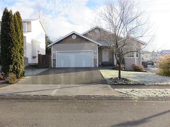 3rd image of 19715 84th Ave E