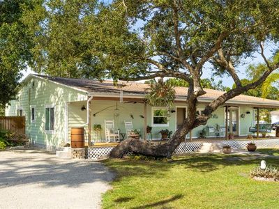 4030 Worcester Rd, Sarasota, FL, 34231