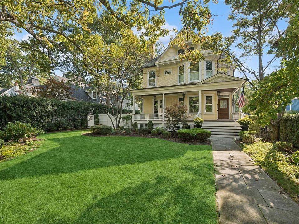 1st image of 815 Lake Ave