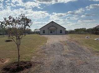 141 Everest Cv, Dale, TX 78616