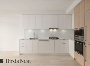 537 Cottonwood Ave #1110, Coquitlam, BC