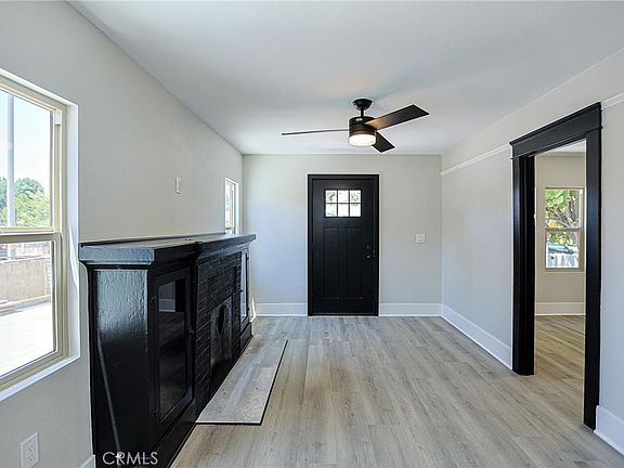 5th image of 401 S Garnsey St