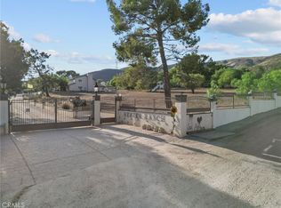 35655 Buckhaven Rd, Agua Dulce, CA 91390