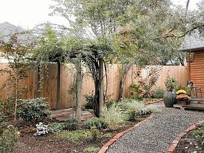 Side yard