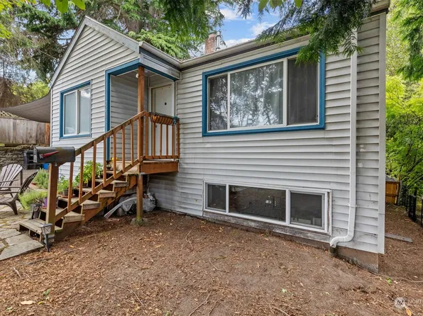 2605 4th Avenue N, Seattle, WA 98109