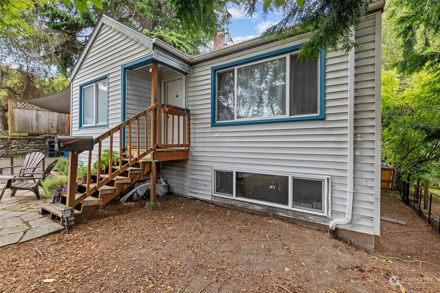 2605 4th Avenue N photo 1