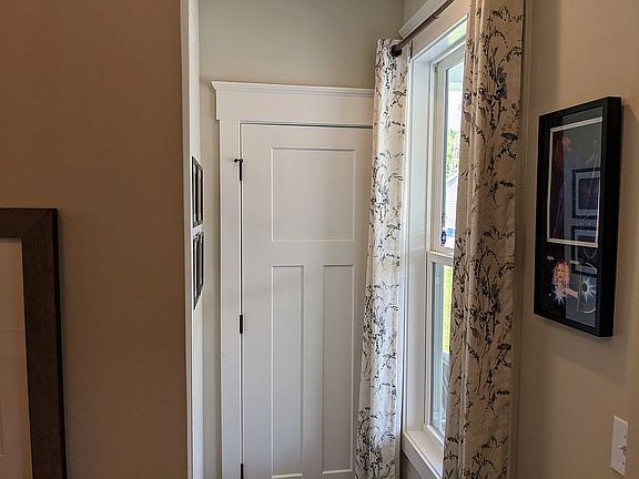 5th image of 405 Dewy Meadows Dr