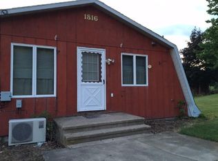1816 Red Barn Village Rd, Clarks Summit, PA 18411