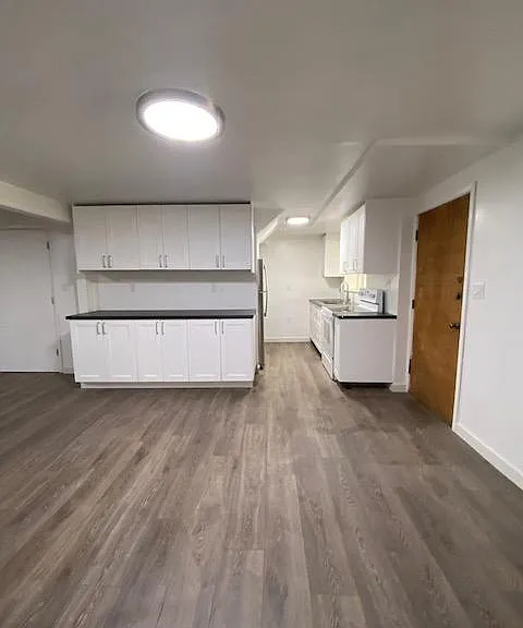 2231 E Alva Cir #BASEMENT — Photo 7