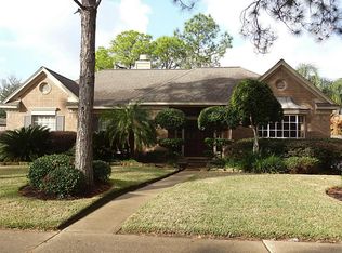 2511 Fairwind Dr, Houston, TX 77062