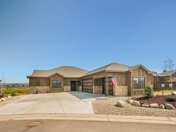 3rd image of 211 Wildhorse Ct