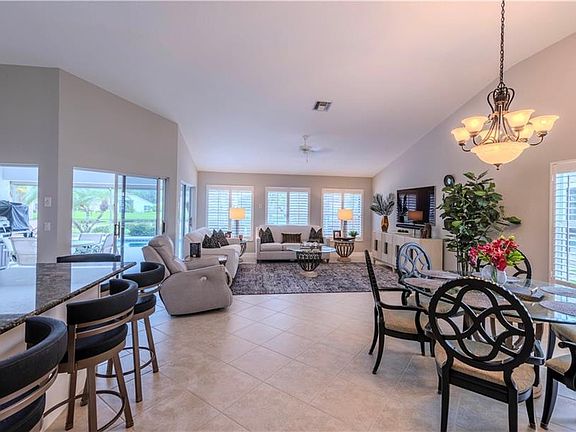 5th image of 22848 Fountain Lakes Blvd