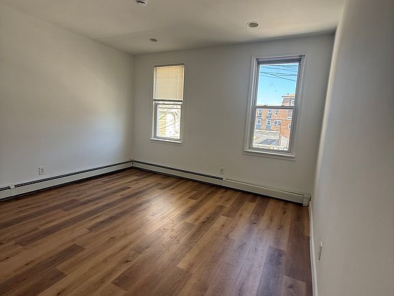 2nd image of 72 W 22nd St #1