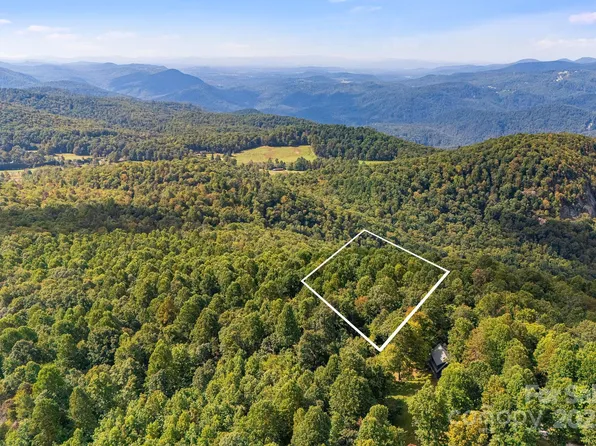 0 Fawns Rst, Black Mountain, NC 28711