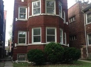 7818 S Bennett Ave, Chicago, IL 60649
