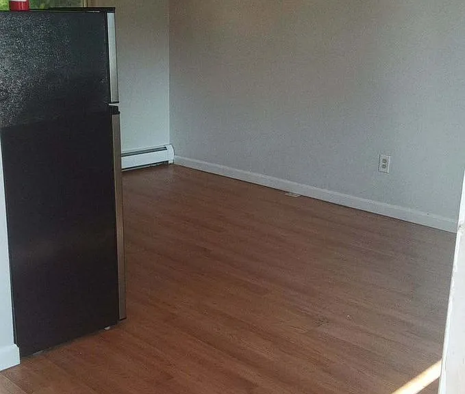 2 Linhale Drive — Photo 2