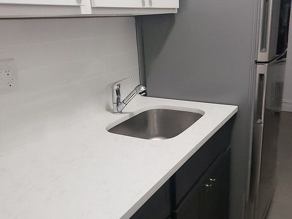 3rd image of 2121 82nd St APT 6