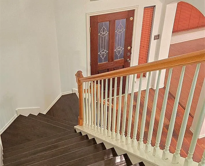21038 Narrow Gate Dr — Photo 8