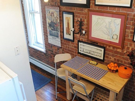 3rd image of 119 Olive St #1L