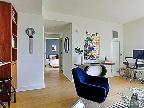 5th image of 500 W 30th St APT 30K
