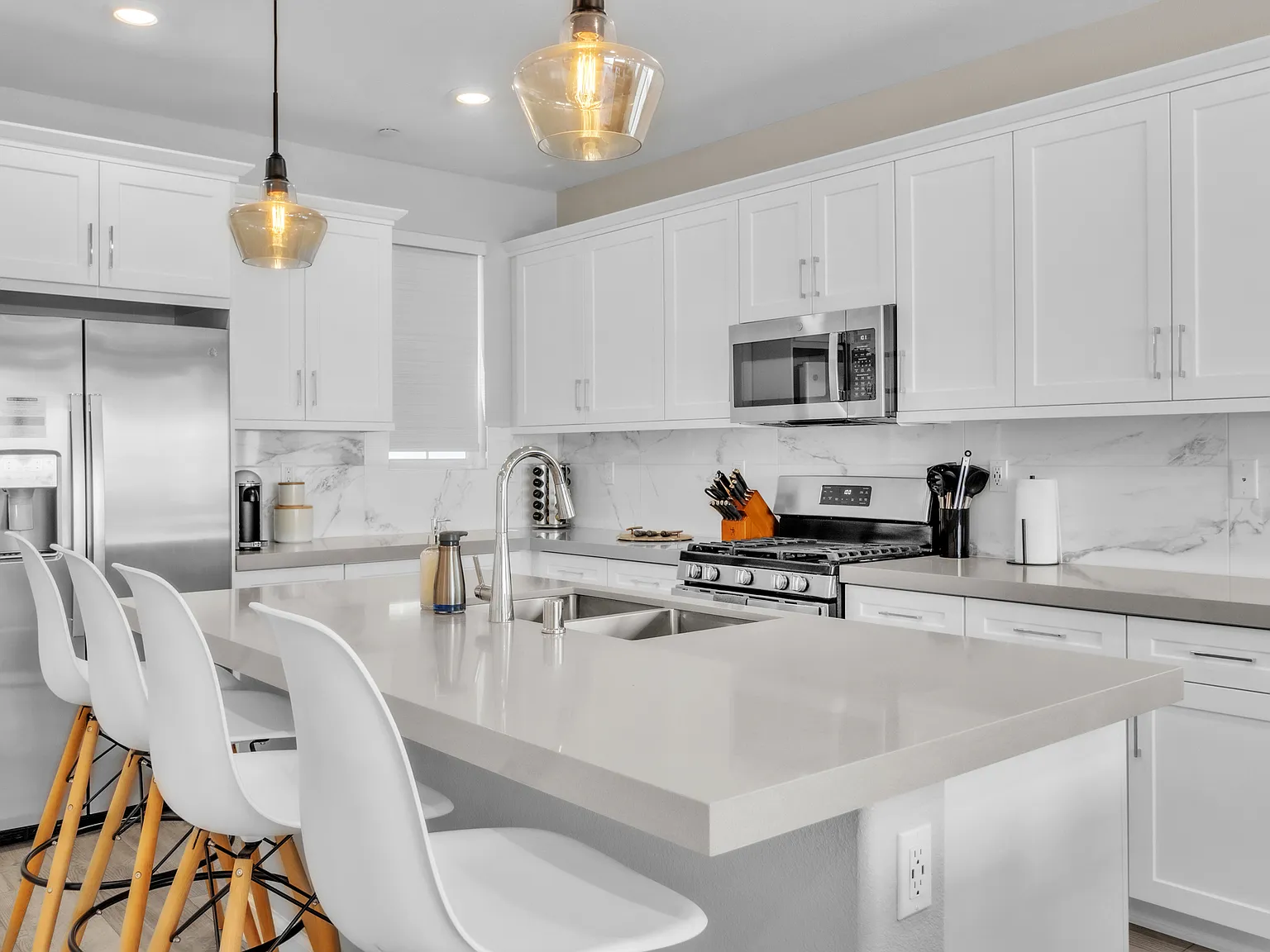 2016 Julie Dawn Pl — Photo 3