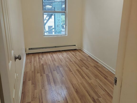 4th image of 117-10 Jamaica Ave #3