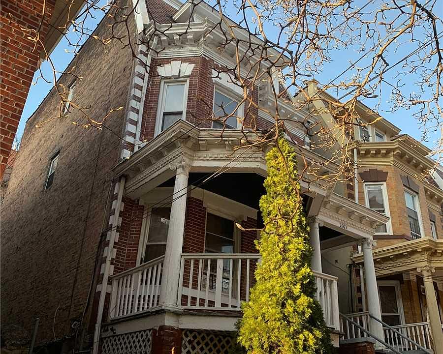2nd image of 2971 Perry Ave