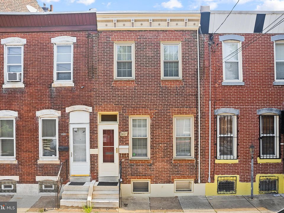 1st image of 2427 E Somerset St