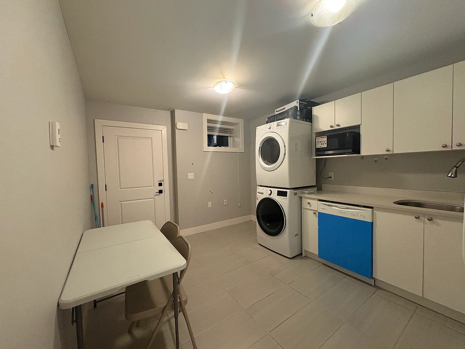 2 bed, 600 sqft, $1,700 — Photo 3