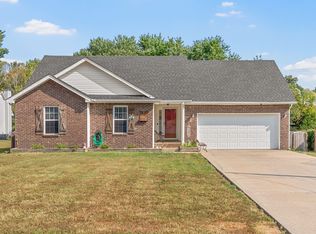 1515 Barrywood Cir W, Clarksville, TN 37042