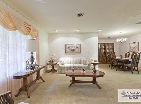 2nd image of 2924 Whitewing Dr