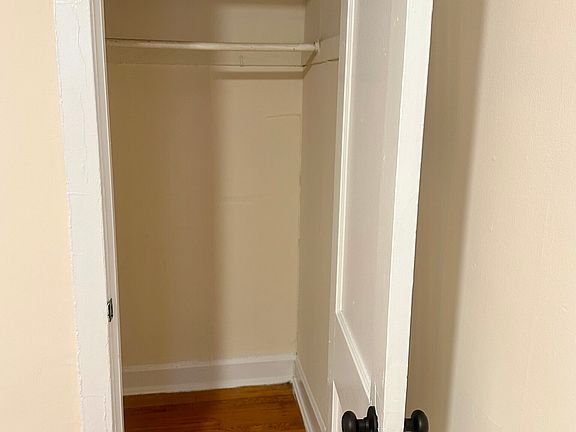 4th image of 7510 N Hoyne Ave APT 3