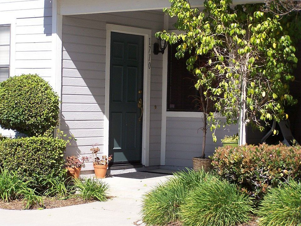 Front Walk Way