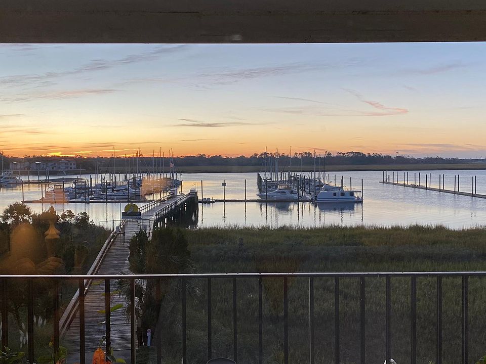 1st image of 1 Marina Dr APT 305A