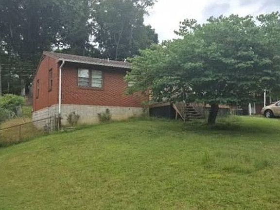 3rd image of 1403 Beth Ann Dr