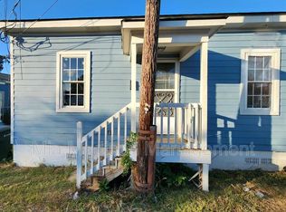 620 W Anderson Ln, Savannah, GA 31415