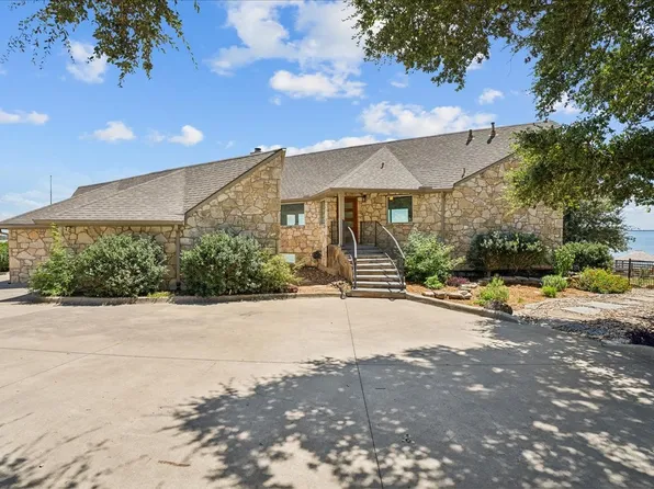 840 Highridge Dr, Lakewood Village, TX 75068