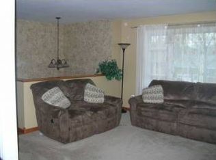 1024 Mary Ln, Schenectady, NY 12306