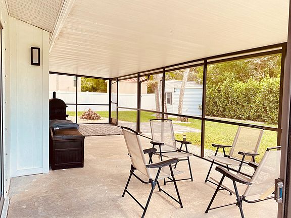 3rd image of 9971 Puopolo Ln