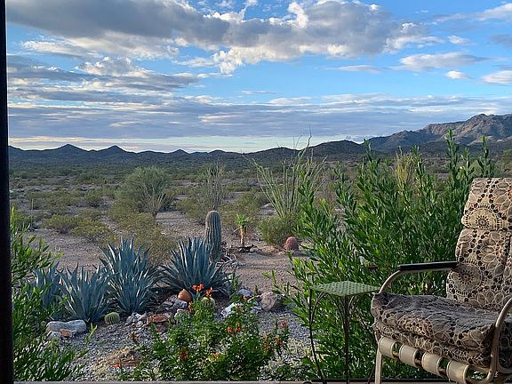 2nd image of LOT 4 Mesquite Ave