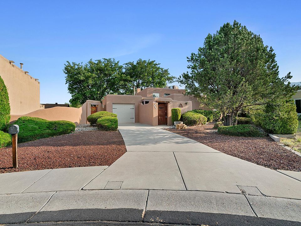 1st image of 5426 Donahoo Ct NE