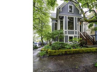 3404 SW Water Ave, Portland, OR 97239