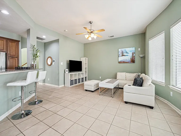 2403 Clippers Sq — Photo 5