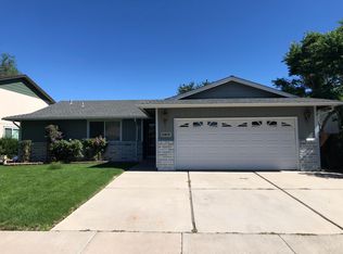 3072 Meadowlands Dr, Sparks, NV