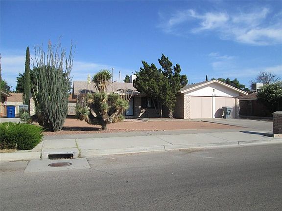 3rd image of 2132 Sea Palm Dr